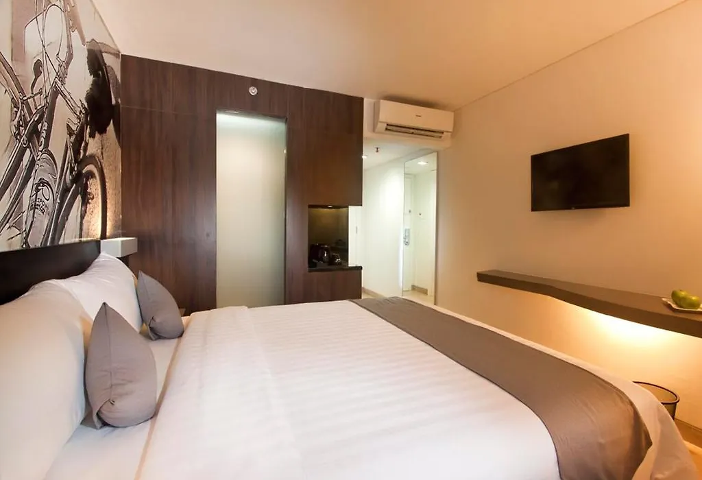 Hotel Neo Mangga Dua Square-1